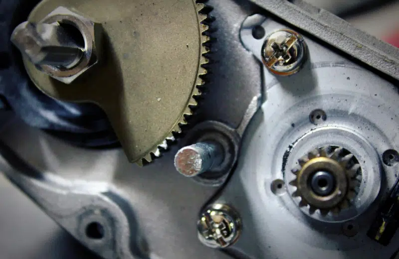 Embrayage : cette pièce incontournable de votre moteur