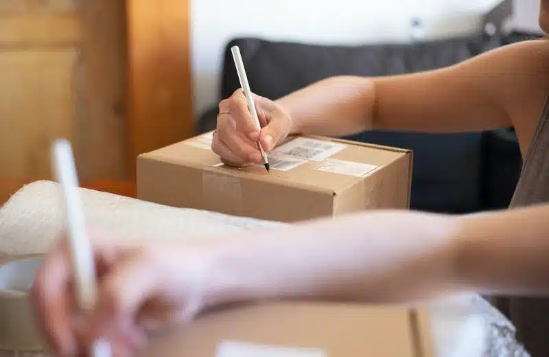 Quels sont les avantages du choix des emballages carton pour le stockage et l’envoi de bouteilles fragiles ?