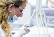 Soins dentaires : des assureurs santé face à la fraude