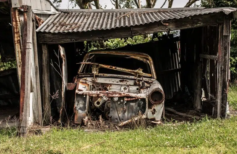 Pourquoi installer un abri de voiture