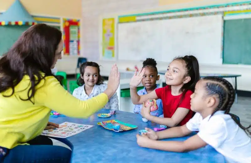 Apprentissage des langues étrangères dès le plus jeune âge : les clés pour un avenir réussi