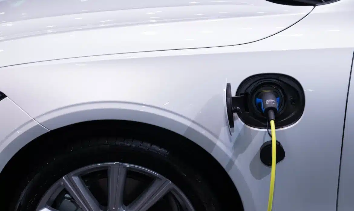 Les dernières évolutions en matière de véhicules électriques et hybrides : quelles innovations pour demain ?