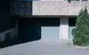 Quelle largeur optimale pour une porte de garage sectionnelle ?