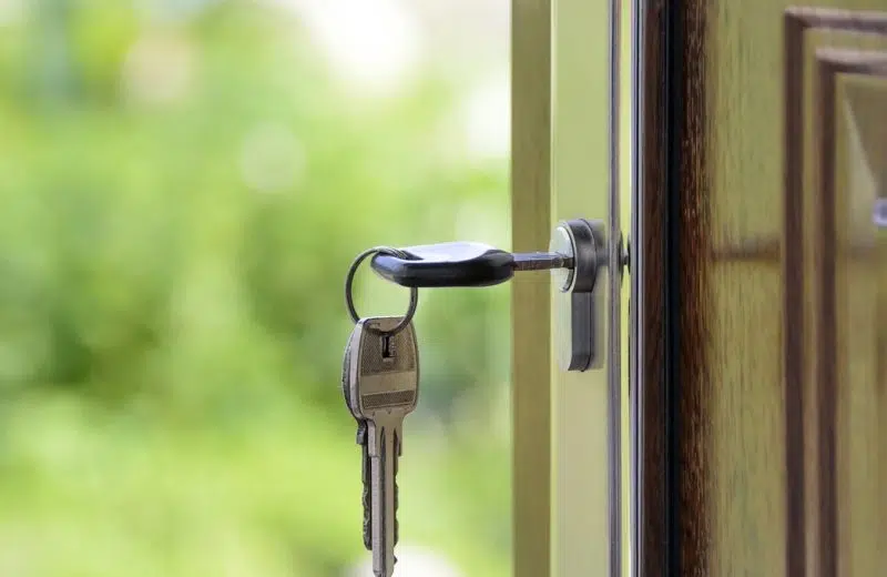 En quoi consiste une maison clé sur porte ? 