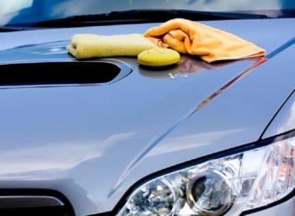 Comment bien cirer une voiture ?