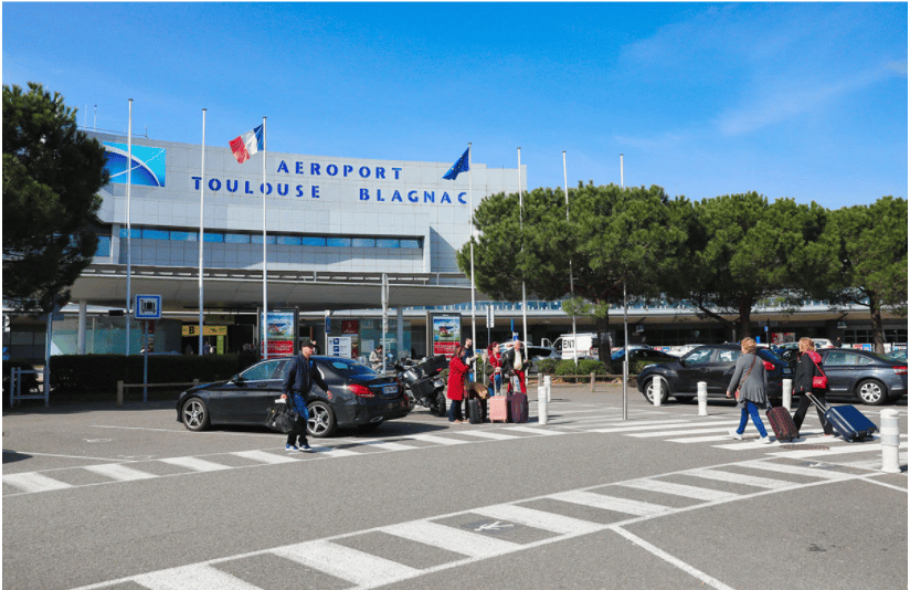 Parking auto à l’aéroport de Toulouse, pour quels services ?