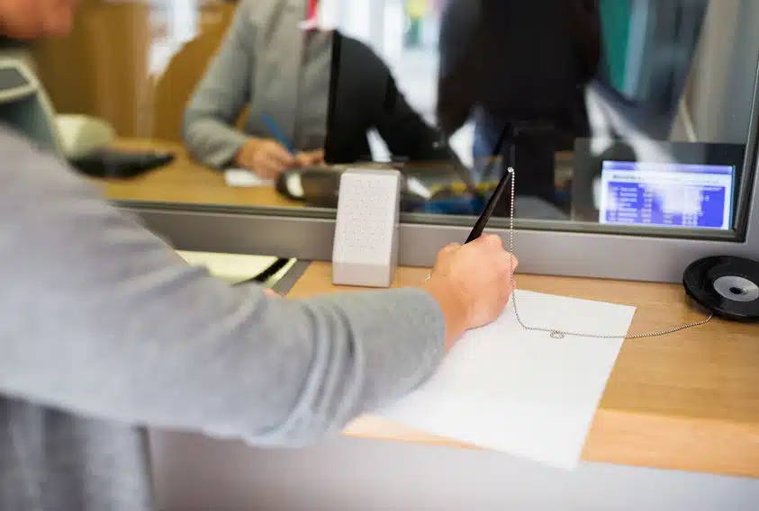 3 avantages à privilégier le choix des stylos personnalisés comme cadeau en entreprise